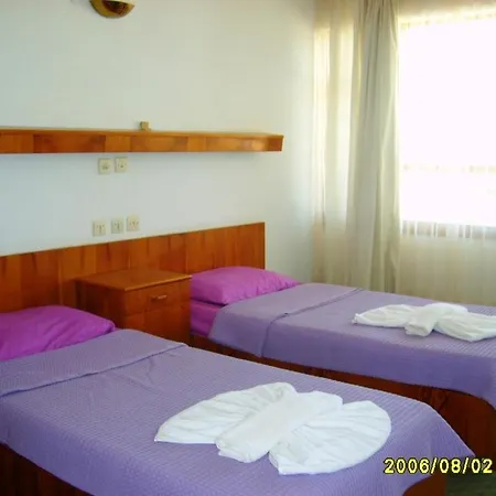 Marla Hotel